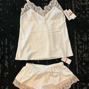 Flora Nikrooz Women's Gabby Charmeuse Cami and Tap Shorts with Lace